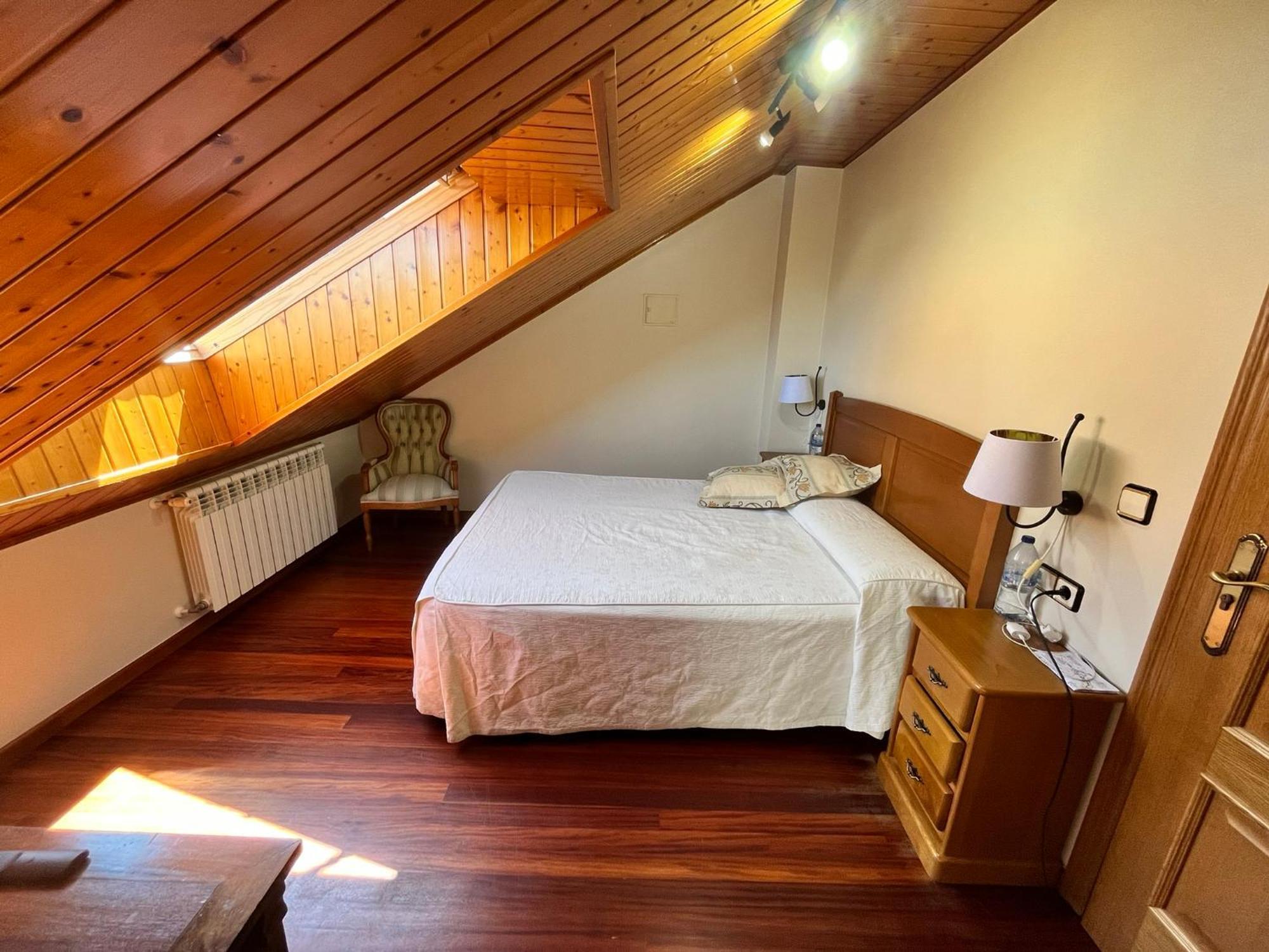 Hotel Caldelas Sacra-Pension Rustica 3 Estrellas Castro Caldelas Exteriör bild