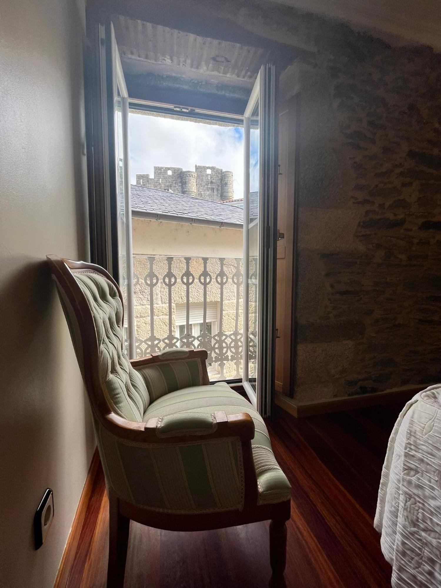 Hotel Caldelas Sacra-Pension Rustica 3 Estrellas Castro Caldelas Exteriör bild
